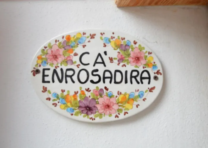 Lägenhet Ca Enrosadira Piano Secondo